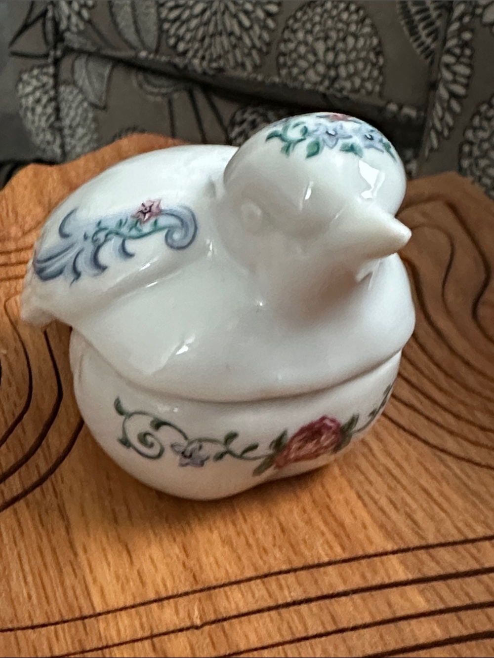 Southern Heirlooms Vintage Elizabeth Arden Bird Candle Porcelain